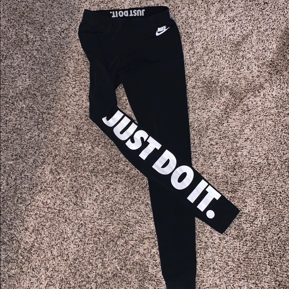 Nike leggings